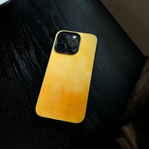 Stone & Ink iPhone-skal – Lyxigt glasskydd för iPhone | Monza x Bluestone