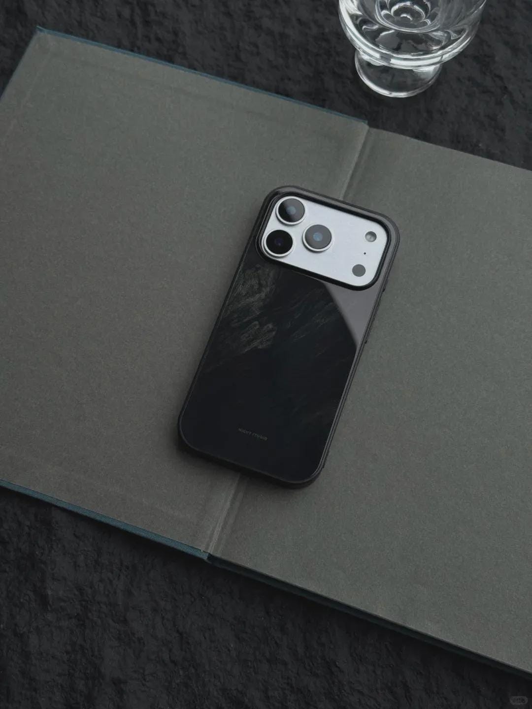 Stone & Ink iPhoneケース – iPhone用高級ガラスカバー | Monza x