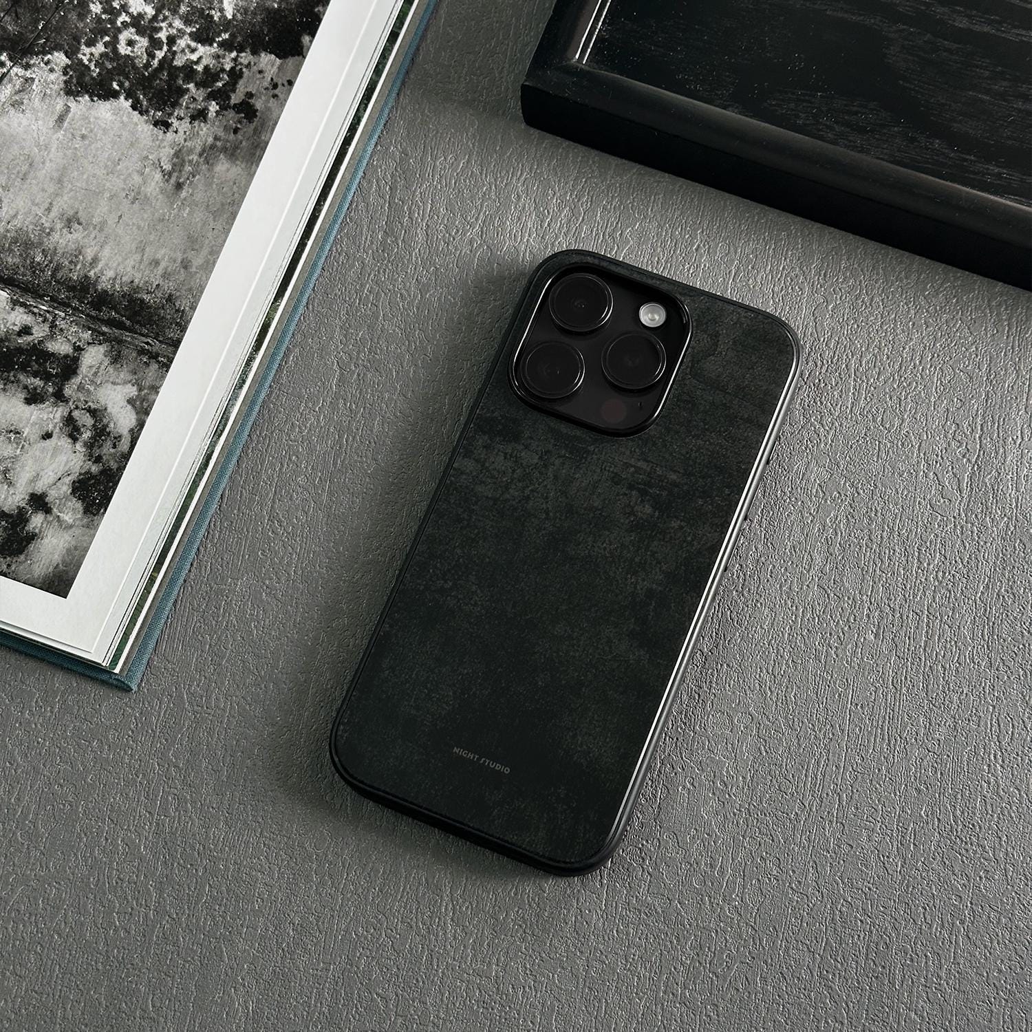 Stone & Ink iPhoneケース | iPhone用フロスト加工アクリルカバー