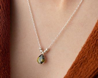 August Birthstone, Teardrop Necklace, Peridot Necklace, Birthstone Necklace, Necklace For Women, Birth Stone Pendant, August Birthday Gifts