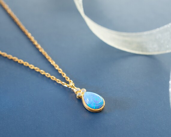 Teardrop Necklace, Blue Opal Necklace, Teardrop Pendant, Opal Pendant, Opal Jewelry, Gemstone Necklace, Gemstone Necklace, Blue Necklace