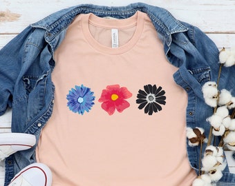 T-shirt fleurs polyamour, cadeau polyamour, art floral poly, drapeau du mois de la fierté subtile, LGBT neutre entre les sexes, LGBTQ discret, visibilité queer