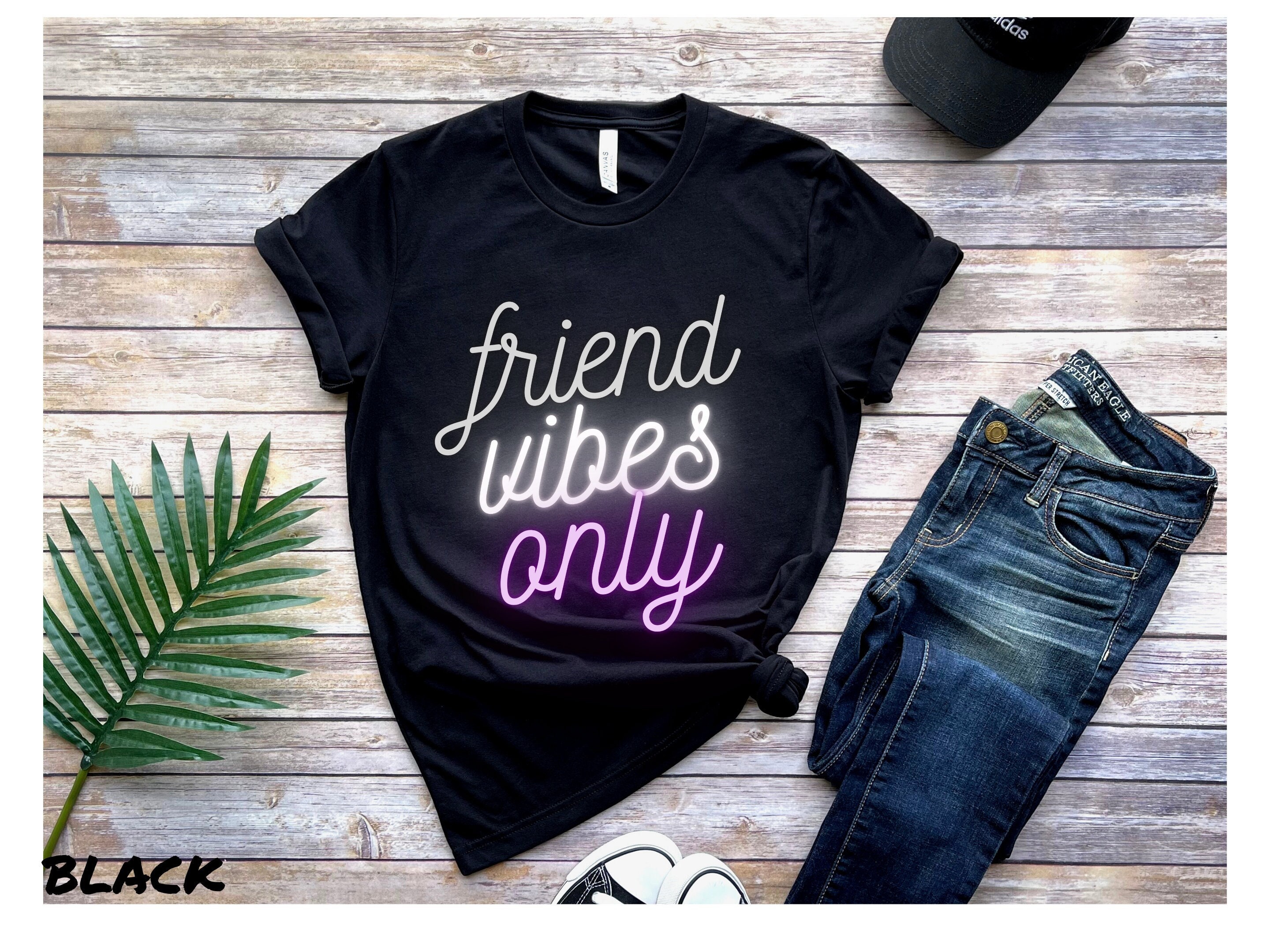 面白い無性愛Tシャツ、フレンドバイブスオンリーTシャツ、エース