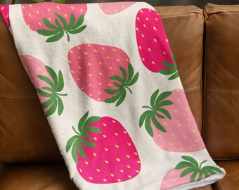 Strawberry Blanket Velveteen Plush Blanket Throw