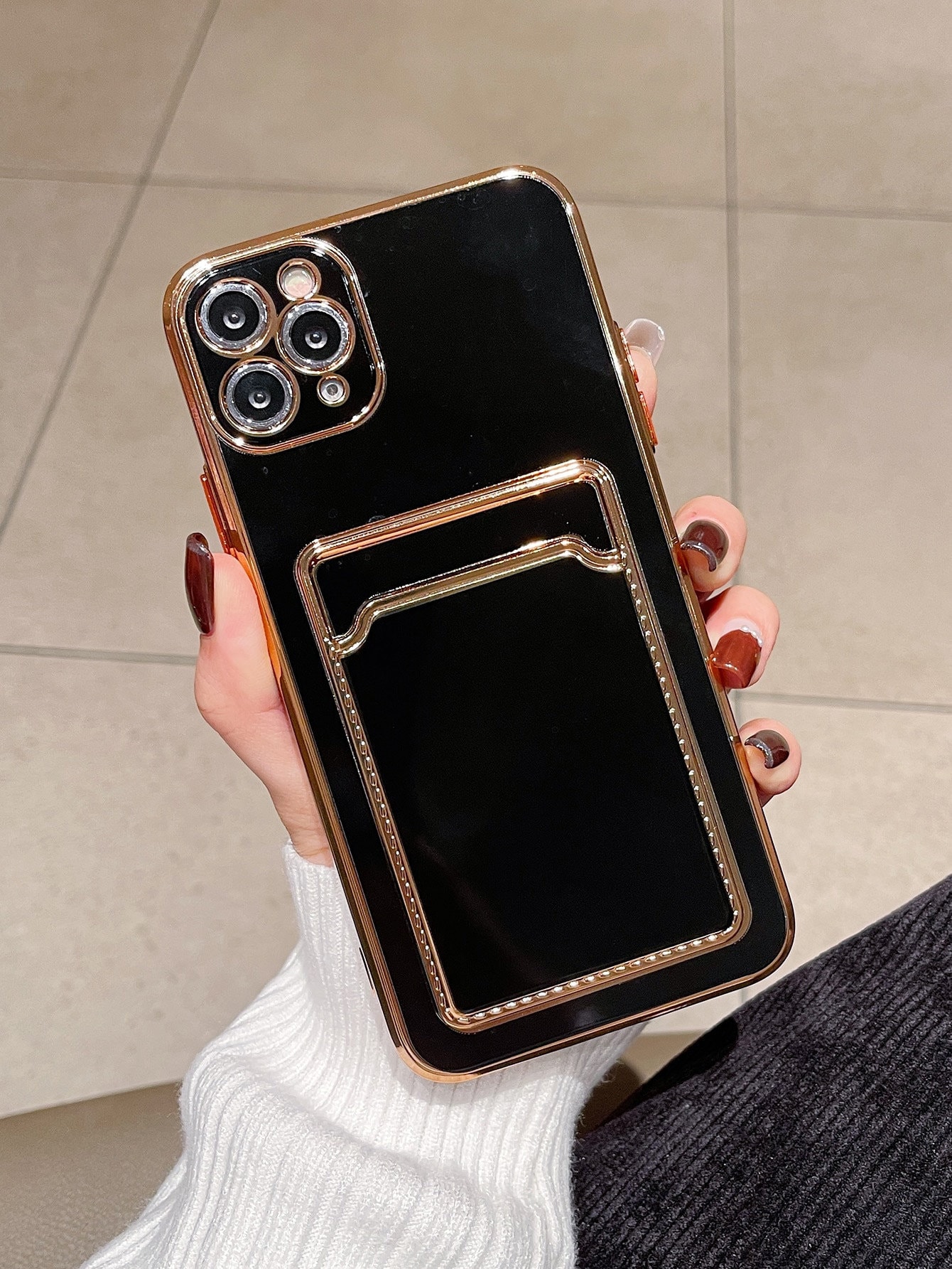 Electroplating Old Flower Luxury L V Simple Stylish Brand Geometric  Patterns Leather Phone Case for iPhone 12 11 PRO Xr X Xs Max Soft Cover -  China Electroplating Old Flower and Mobile