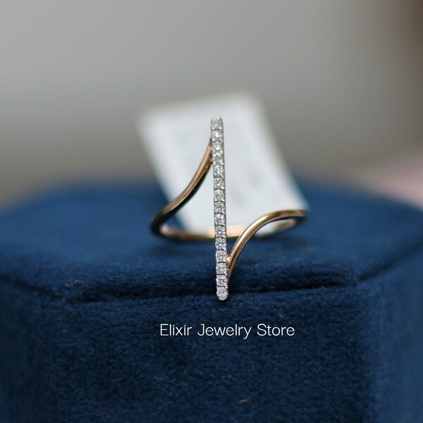 14k Gold Round Diamond Engagement Ring For Women, Dainty Vertical Bar Moissanite Ring, Statement Ring, Shared Prong ring, Anniversary Gift