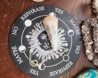 Howlite & Clear Quartz Crystal Faceted Pendulum Board Divination Dowsing Tool