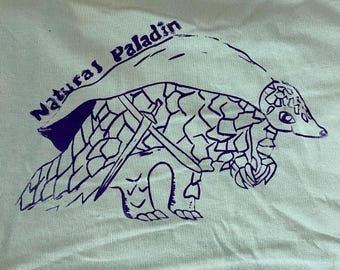 D&D Critter Party: Natural Paladin Pangolin T-Shirt