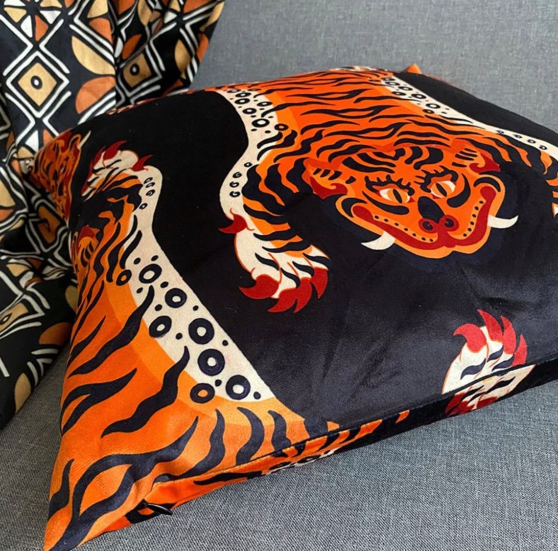 Luxury Pink Velvet Tibetan Tiger Vintage Retro Inspired Funda Etsy