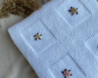 Hand knitted baby blanket, baby girl blanket, embroidered baby blanket handmade blanket, baby shower gift