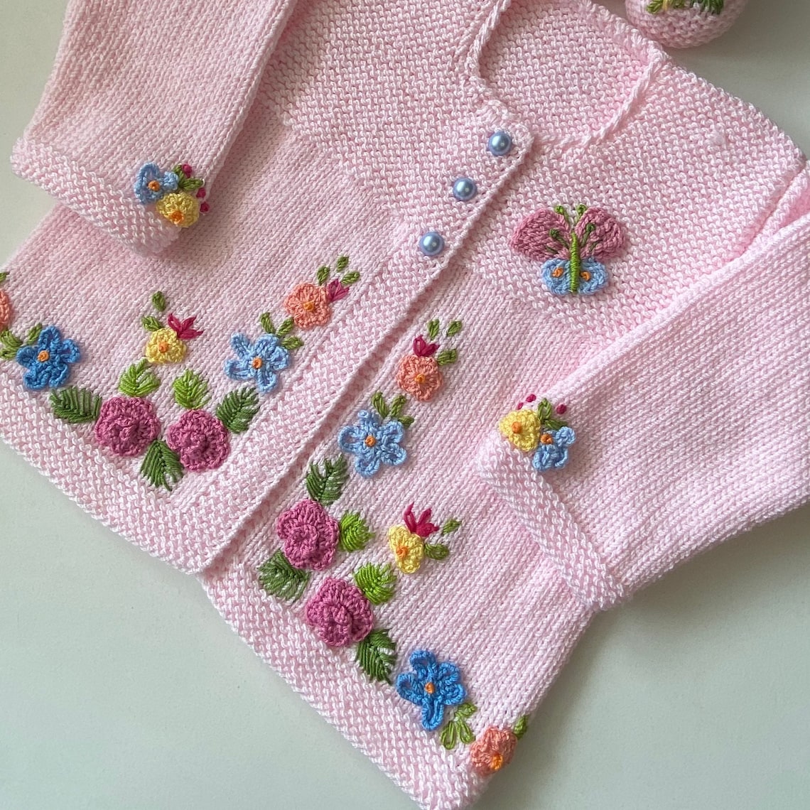 Baby Girl 1pcs Crochet Knitting Graphic Contrast bodysuit & Floral Embroidered Cardigan Sets