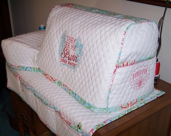 Baby Lock, Flourish 1, Flourish 2, Adventura 1, Adventura 2, Flare, Vesta, NV800e, NV870e,NV880e Machine Cover & Sewing Mat pdf pattern.