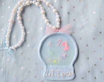 Kawaii Pastel Christmas Snow Globe Necklace: Fairy Kei Jewelry