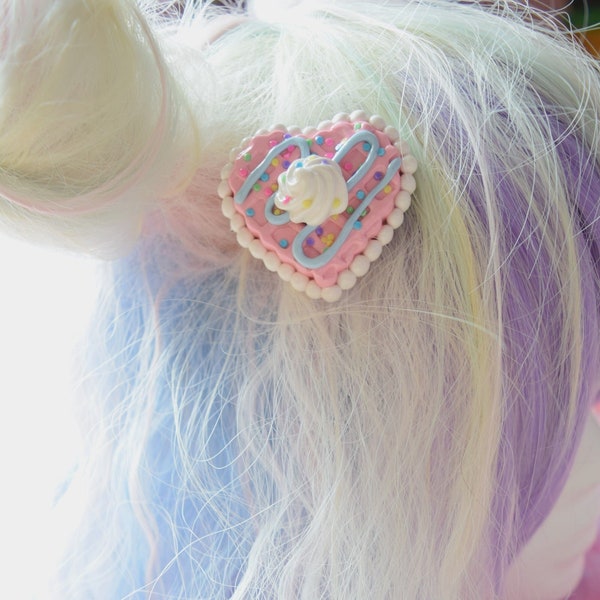Kawaii Pastel Heart Pink Waffle hairclip, fairy kei, fairy kei jewelry, pastel jewelry, yume kawaii, cute stuff