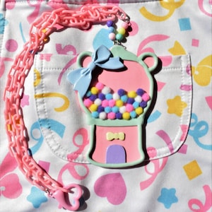 Kawaii Pastel Bear Bubblegum Machine Necklace: Fairy Kei Jewelry
