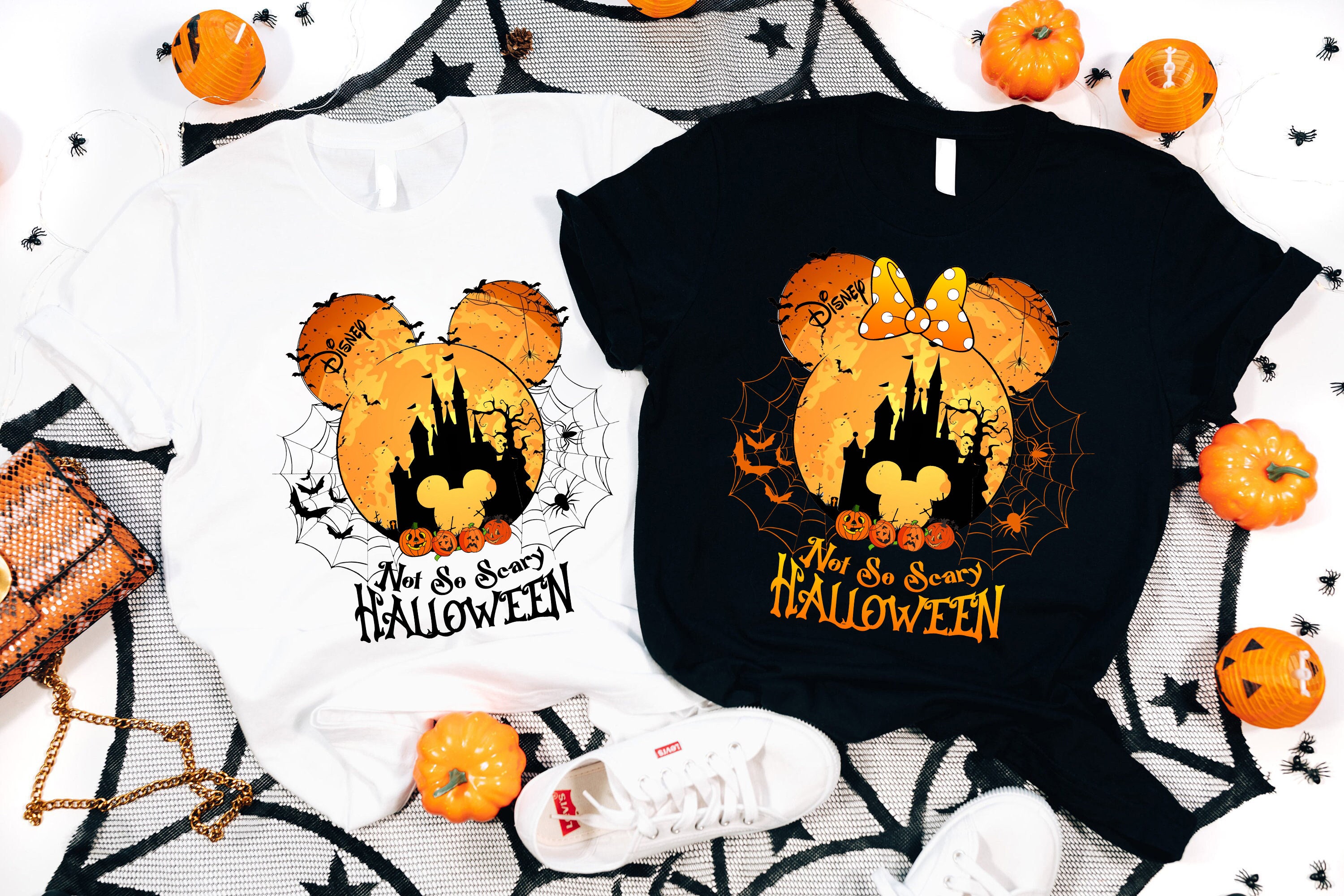 Discover Camiseta Disney Halloween Familia 2022 No Tan Aterrador para Hombre Mujer