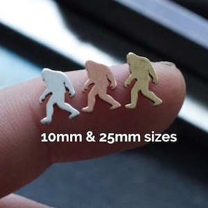 Winziger Sasquatch Rohling - Bigfoot - Metall Rohlinge zum Löten - Charms zur Schmuckherstellung - Sterling Silber, Kupfer oder Messing