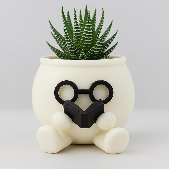 Book Lover Planter with Drainage – Cute 3D Printed Face Pot | Succulent Planter Gift | Eco-Friendly Plant Lover Decor | Reading Pot