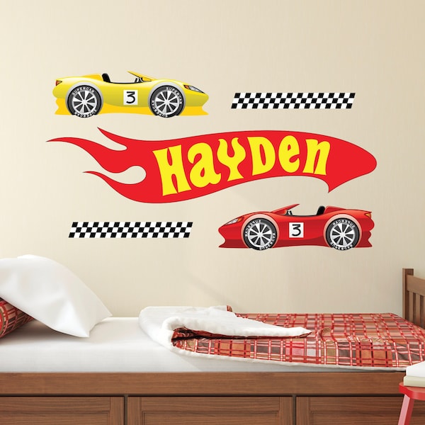 Gepersonaliseerde racewagen naam muur sticker race muur decor kinderkamer muur stickers supercar track & vlaggen kunst muurschildering verwijderbare vinyl sticker