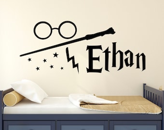 Calcomanía de pared personalizada con nombre de Potter para niños, decoración de pared de mago, varita, estrellas, niños y niñas, sala de juegos mágica, dormitorio, arte de pared, vinilo adhesivo mural