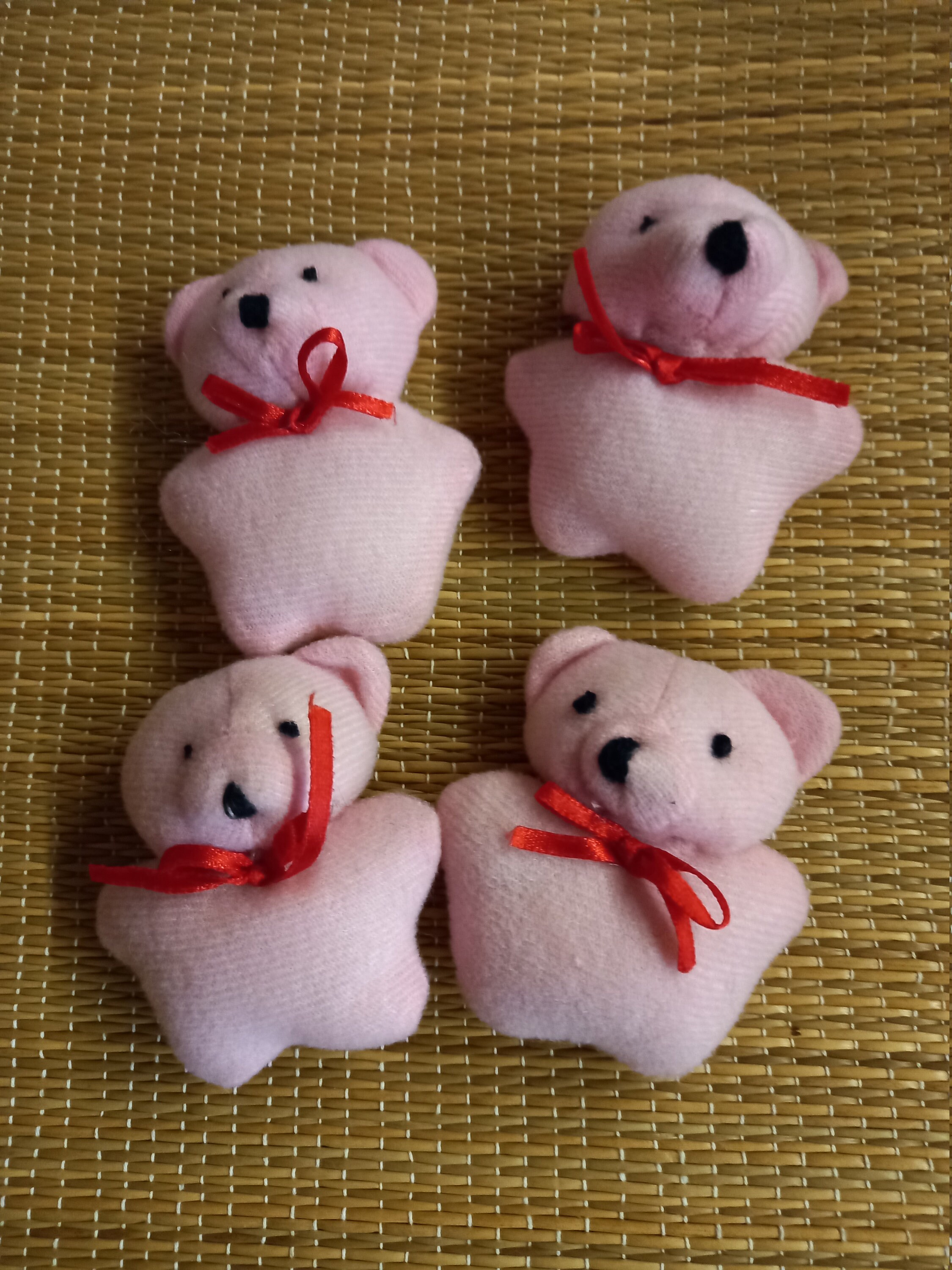 4 Oursons en Tissu Rose