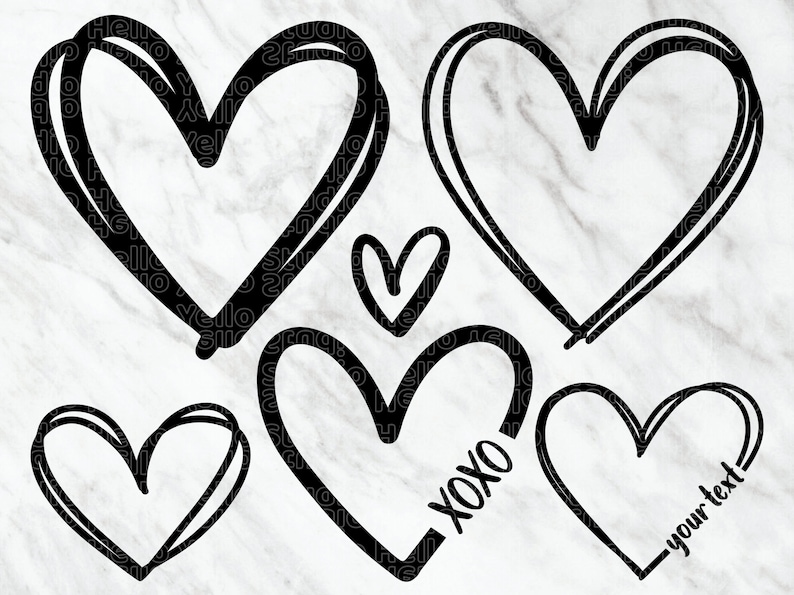 Puede incluir: Cinco corazones negros dibujados a mano sobre un fondo de m&aacute;rmol blanco. Un coraz&oacute;n tiene el texto "XOXO" en su interior. Otro coraz&oacute;n tiene el texto "_your text_" en su interior.