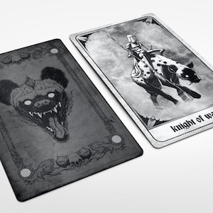 ¡NUEVO! Baraja de tarot de Shawn Coss Any Means Necessary, baraja de tarot, cartas de tarot únicas, cartas de tarot de 78 cartas, baraja de oráculo, cartas de adivinación, lujo