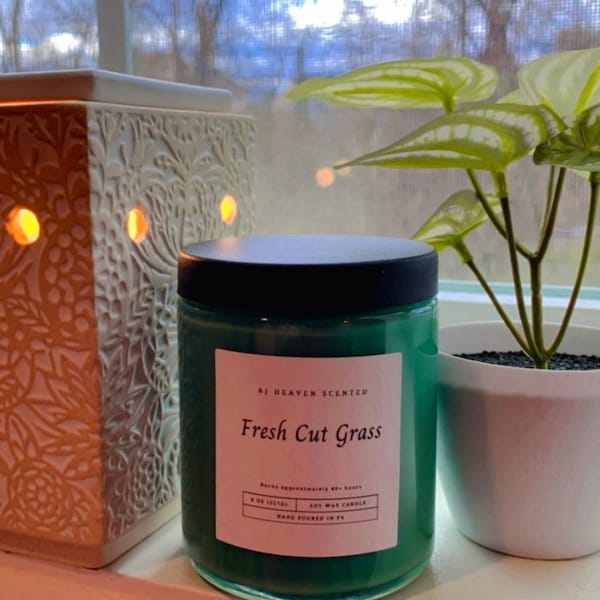 Fresh Cut Grass 8 oz Candle