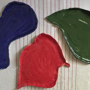 Handgemachte Blau, Rot & Grün Keramik Teller Puzzle 3 Teile