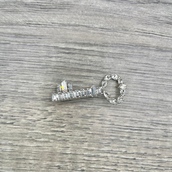 Vintage B. David Skeleton Key Clear Rhinestones D… - image 4