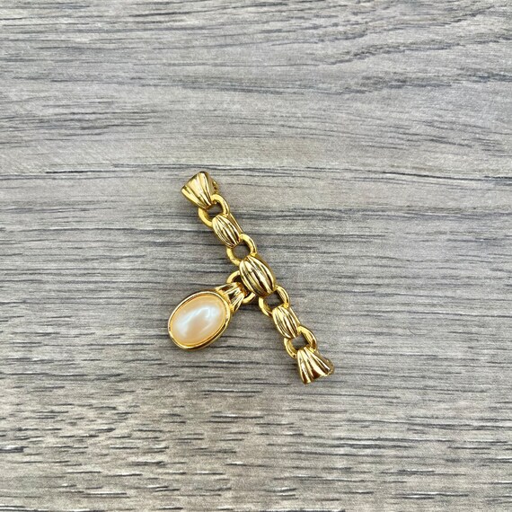 Vintage Richelieu Dangle Faux Pearl Cabochon Bar … - image 4