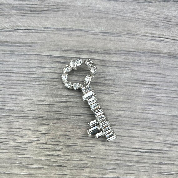 Vintage B. David Skeleton Key Clear Rhinestones D… - image 3