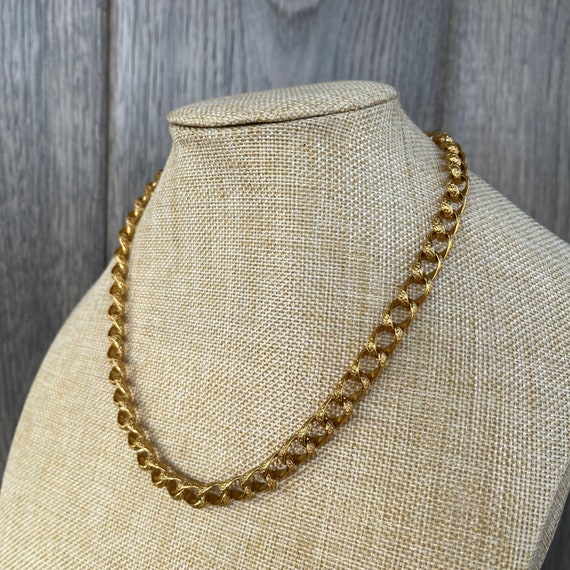 Vintage Napier Textured Gold Tone Chain Nacklace - image 2