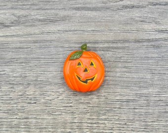 Vintage Plastic Smiling Jack O' Lantern Pumpkin Brooch, Autumn  Fall Costume Pin