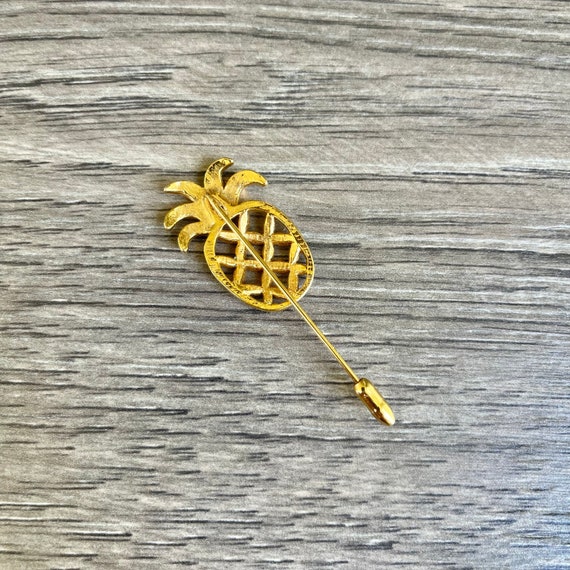Vintage Avon Pineapple Gold Tone Small Stick Pin - image 4