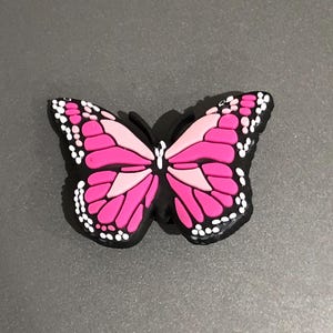Adornos de mariposa con forma de cocodrilo para zuecos, accesorios para zapatos, rosa, azul, amarillo, verde y morado