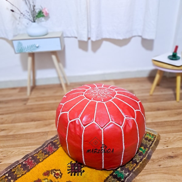 Pouf marocain en cuir rouge - Pouf marocain, Repose-pieds rouge