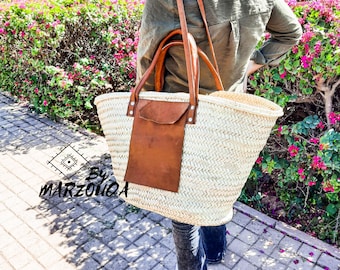 Handwoven Moroccan Straw Tote: Leather Pocket Beach Bag