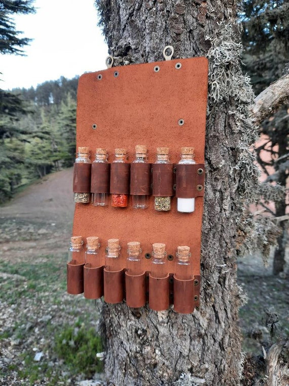 Leather Spice Bag, Personalization Leather, Spice Kit, Camping Spice Bag, Outdoor Spices, Glass Spice Bag, Bushcraft Bag, Travel Spice Kit - Etsy UK il 570xN.3873010250 ds85