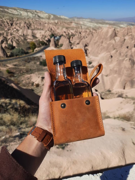 Handmade Leather Bushcraft Camping Oil Vinegar Pouch Kit, Travel
