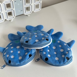 Porta-moedas Kawaii com estampa de tubarão-baleia fofo de 13 x 12 cm