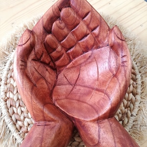 Hand Carved suar wood Hand Statuette, &quot;pray&quot;
