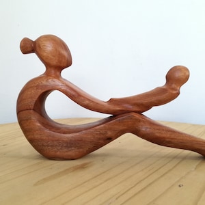 Suar wood Mother and Child “Mom and Infant”