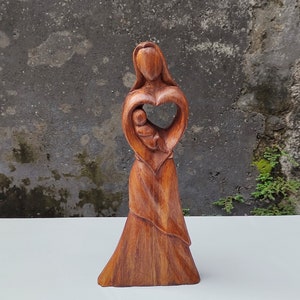 Suar Holz Mutter und Kind “Mom&#39;s Joy”