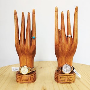 Wood Hand Ring Display: Brown Jempinis Jewelry Holder
