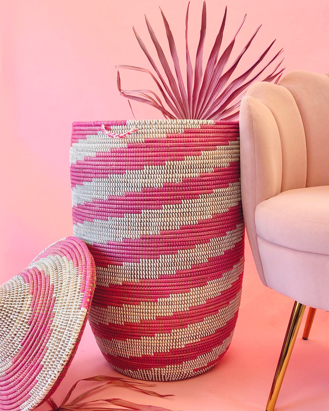 Large Hot Pink Woven Basket Hamper With Lid - Etsy