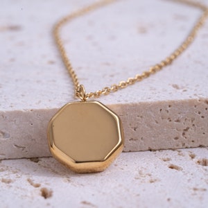 Octagon Disc Necklace-Minimalist Simple Pendant Necklace-Personalised Engrave Gold Necklace-Custom Monogram Charm Necklace-Birthday Gift