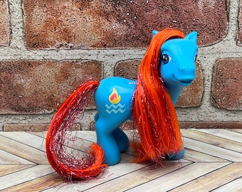Vintage 2004 My Little Pony “Waterfire”