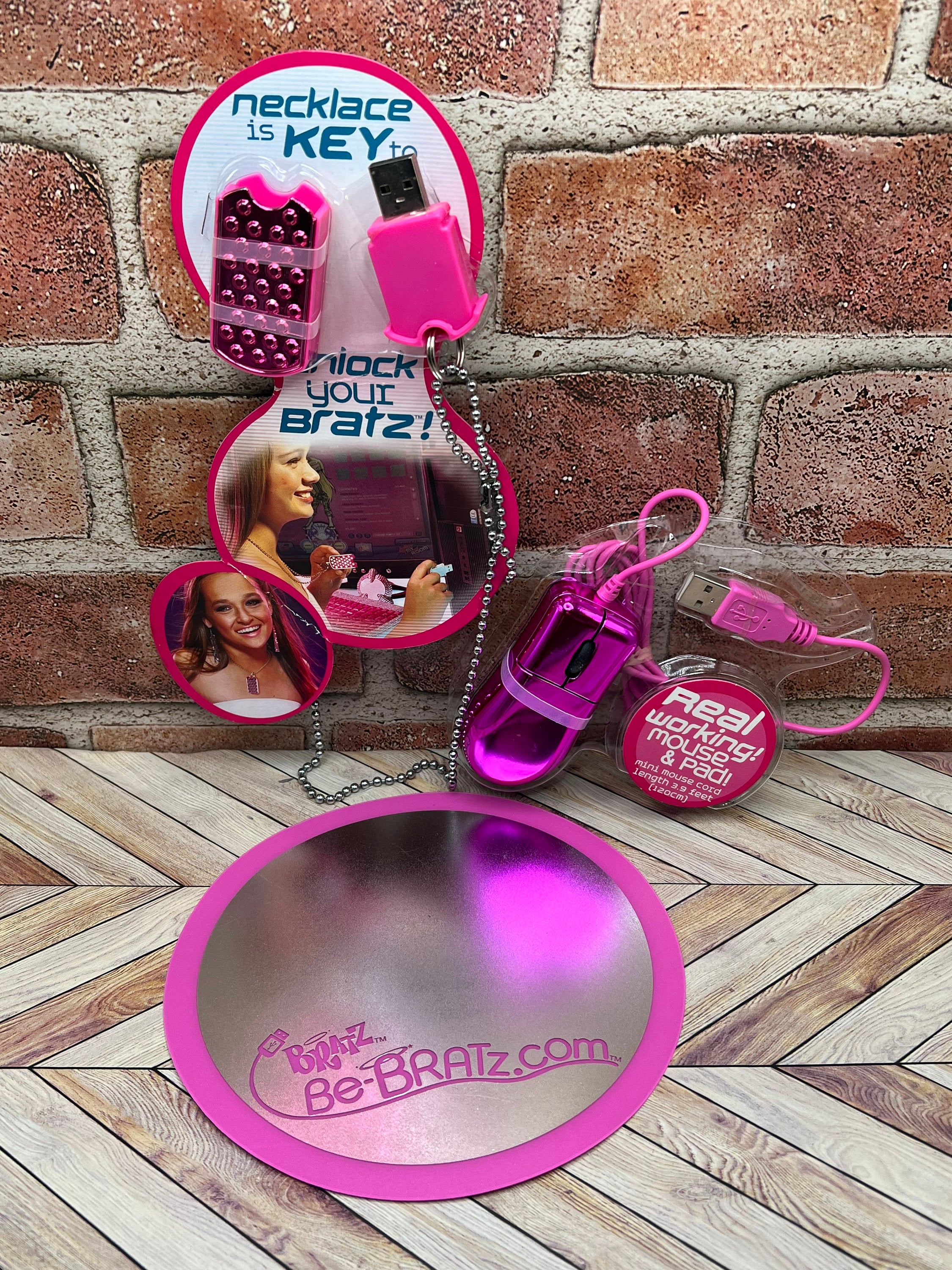 Be-bratz.com Mouse and Mouse Pad - Etsy