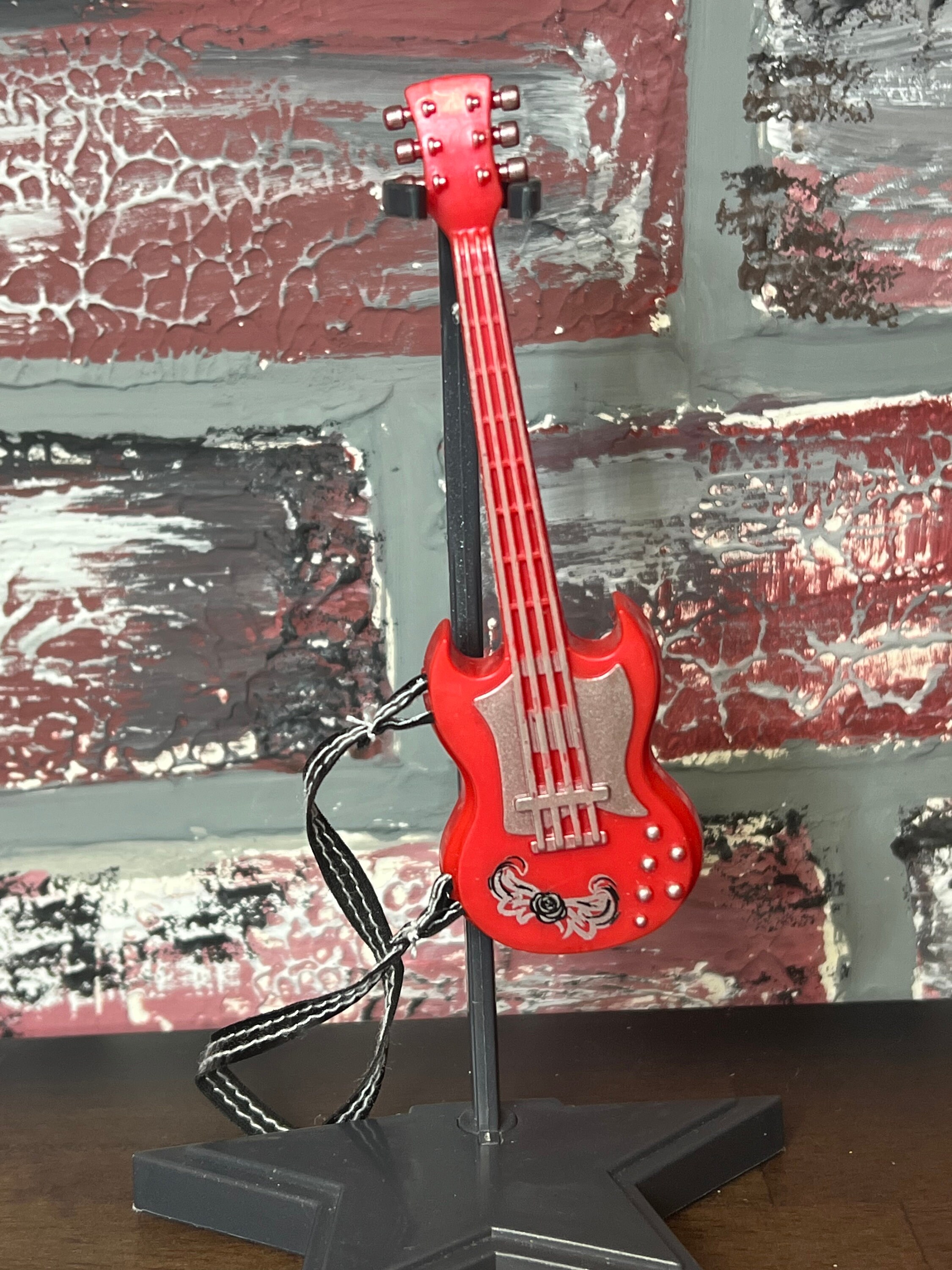 Bratz guitar 2024